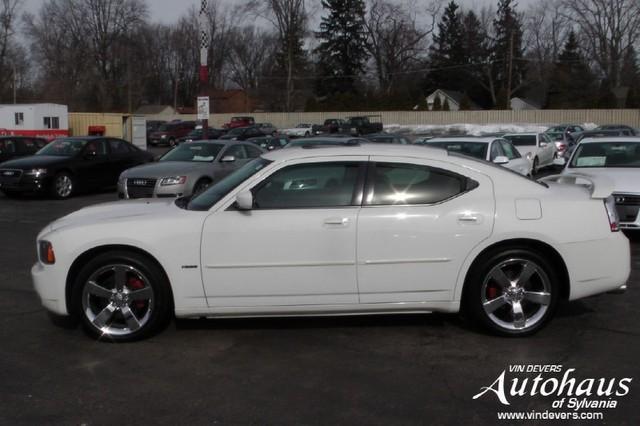 2006 Dodge Charger SLT 25