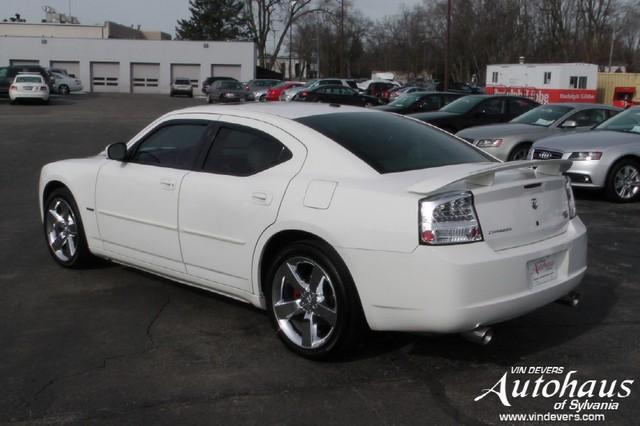 2006 Dodge Charger SLT 25