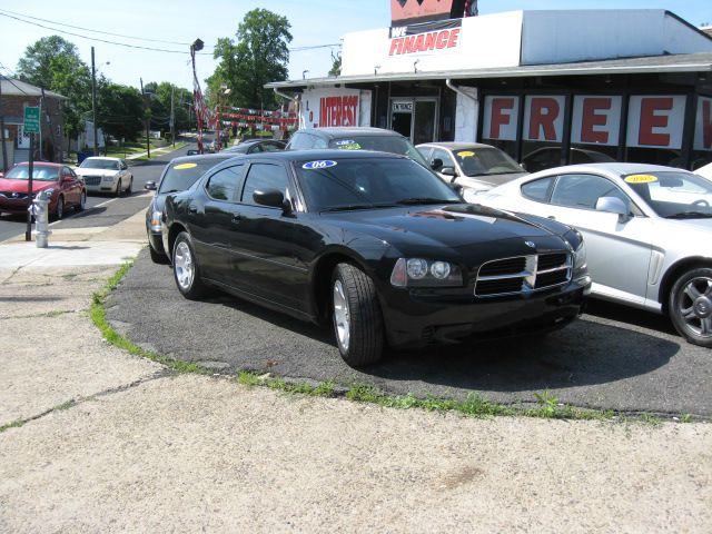 2006 Dodge Charger Base