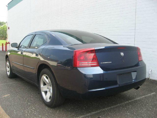 2006 Dodge Charger Base