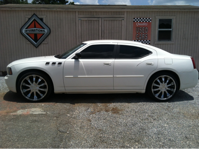 2006 Dodge Charger Base