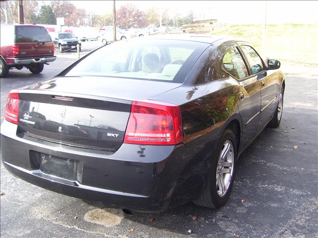 2006 Dodge Charger Touring W/nav.sys