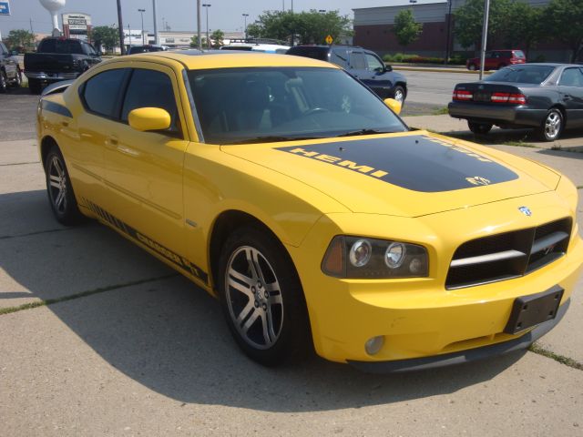 2006 Dodge Charger E350navigation