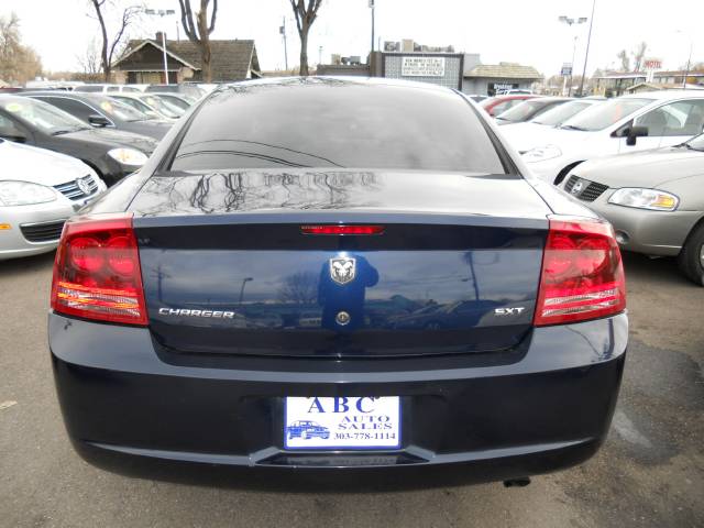 2006 Dodge Charger SE