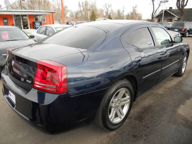 2006 Dodge Charger SE