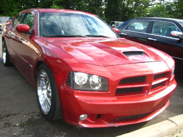 2006 Dodge Charger XLS 4WD