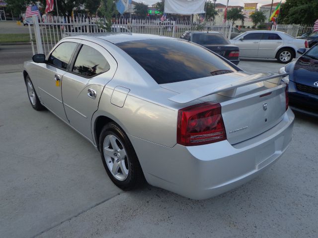 2006 Dodge Charger Base