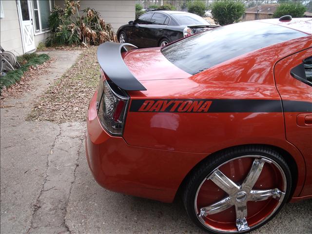 2006 Dodge Charger Ultimate FULL SIZE SUV