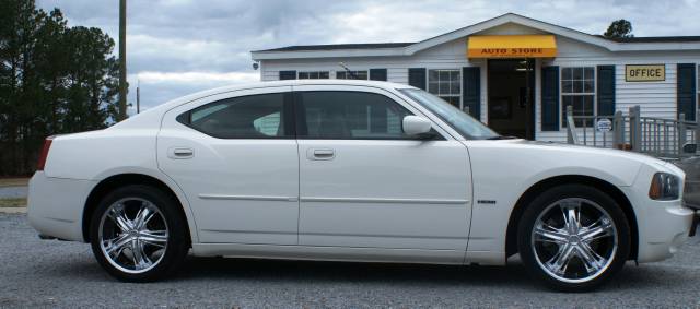 2006 Dodge Charger SLT 25