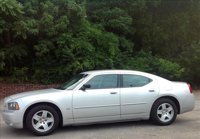 2006 Dodge Charger Base