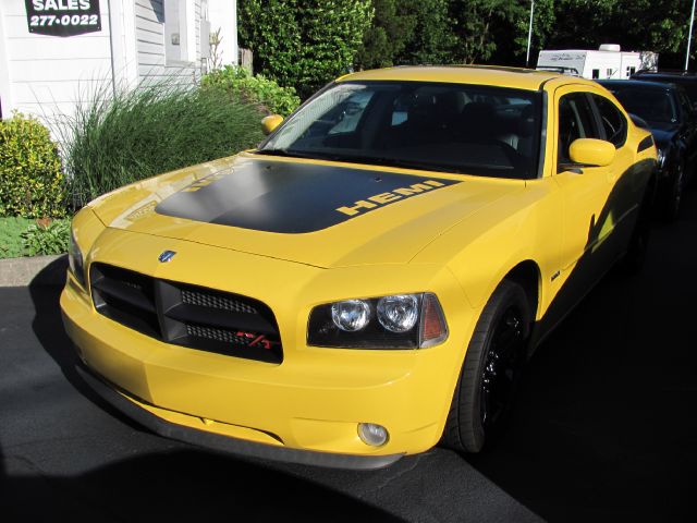 2006 Dodge Charger QUAD CAB CREW