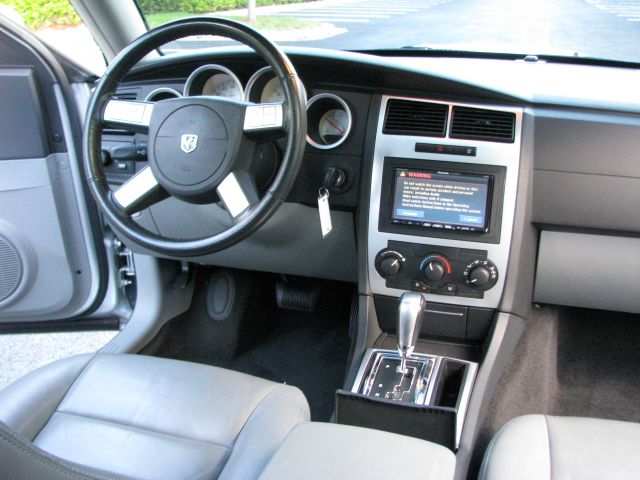 2006 Dodge Charger Deluxe Convertible