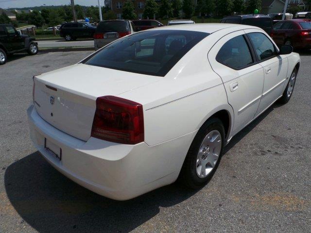 2006 Dodge Charger SE