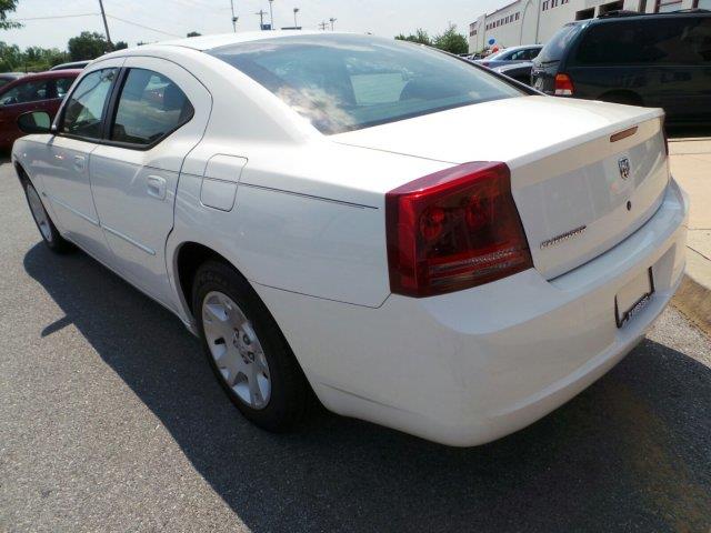 2006 Dodge Charger SE