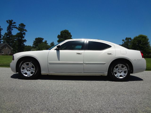 2006 Dodge Charger Base