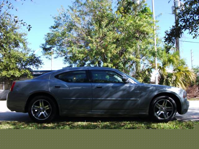 2006 Dodge Charger SLT 25