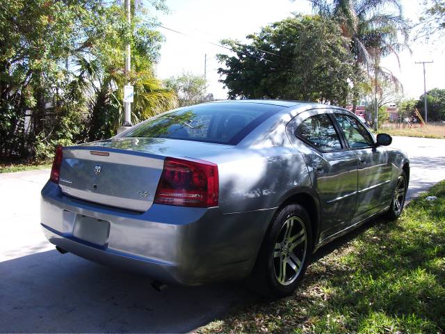 2006 Dodge Charger SLT 25