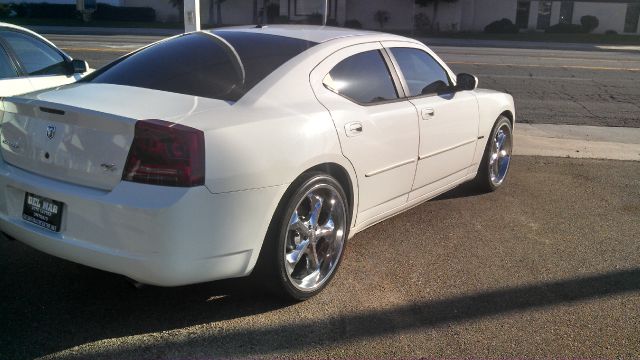 2006 Dodge Charger Deluxe Convertible