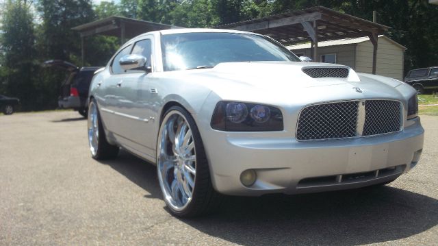 2006 Dodge Charger Deluxe Convertible