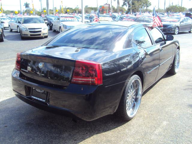 2006 Dodge Charger SE