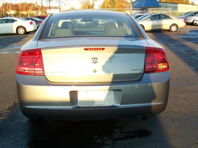 2006 Dodge Charger 5.6S