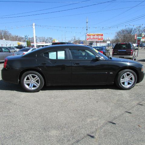 2006 Dodge Charger SE