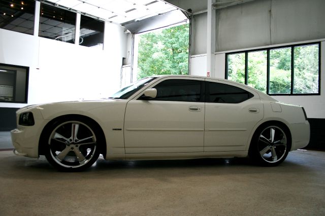 2007 Dodge Charger Deluxe Convertible