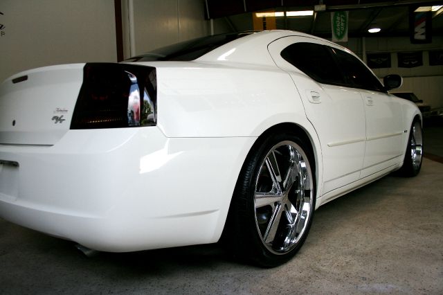 2007 Dodge Charger Deluxe Convertible