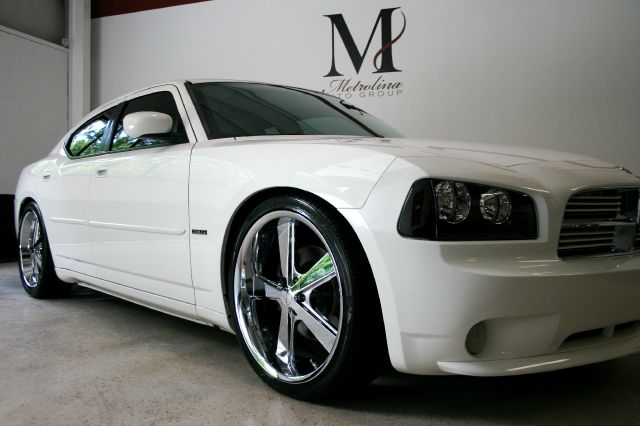 2007 Dodge Charger Deluxe Convertible