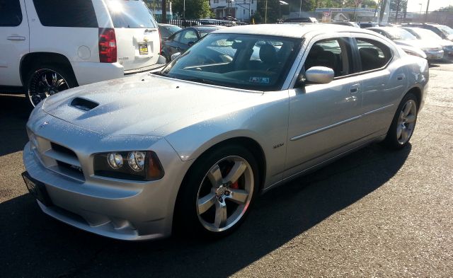 2007 Dodge Charger XLS 4WD