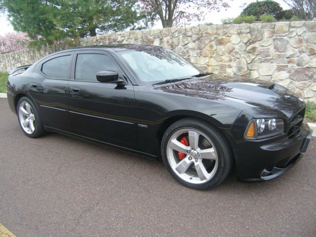 2007 Dodge Charger XLS 4WD