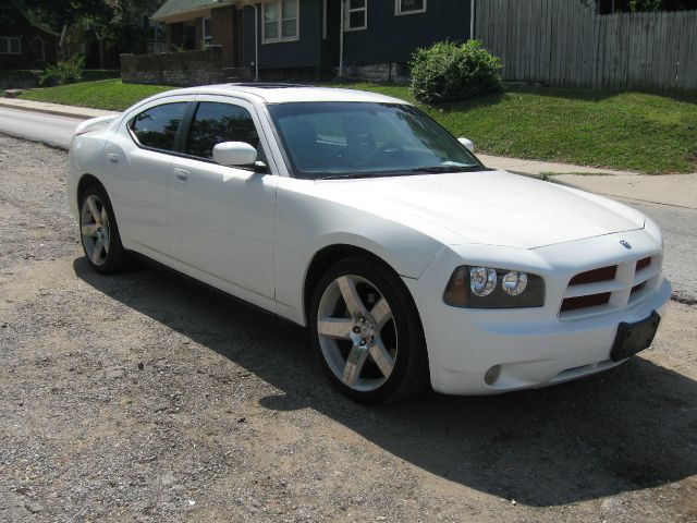 2007 Dodge Charger Deluxe Convertible