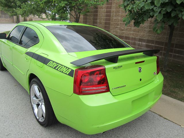 2007 Dodge Charger Deluxe Convertible