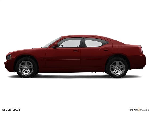 2007 Dodge Charger 4dr Quad Cab 160.5 WB 4WD SLT