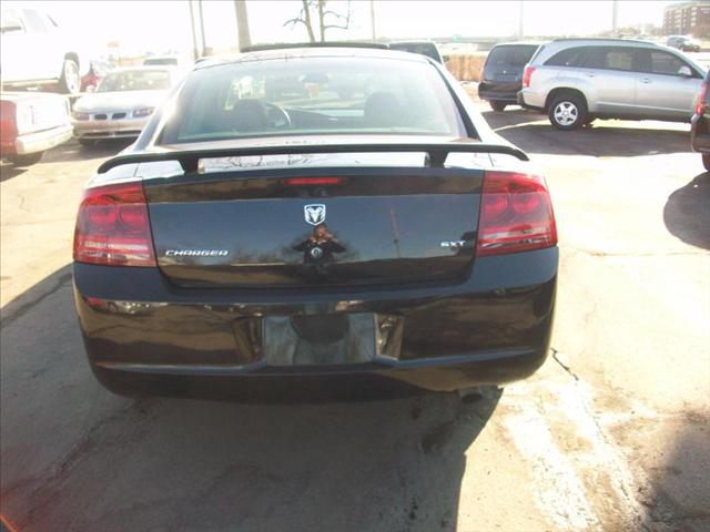 2007 Dodge Charger 4dr 4WD 2.7L V6 Auto