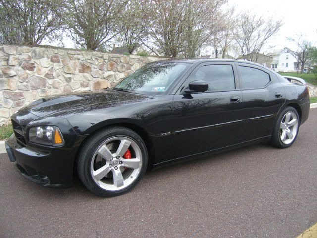 2007 Dodge Charger XLS 4WD