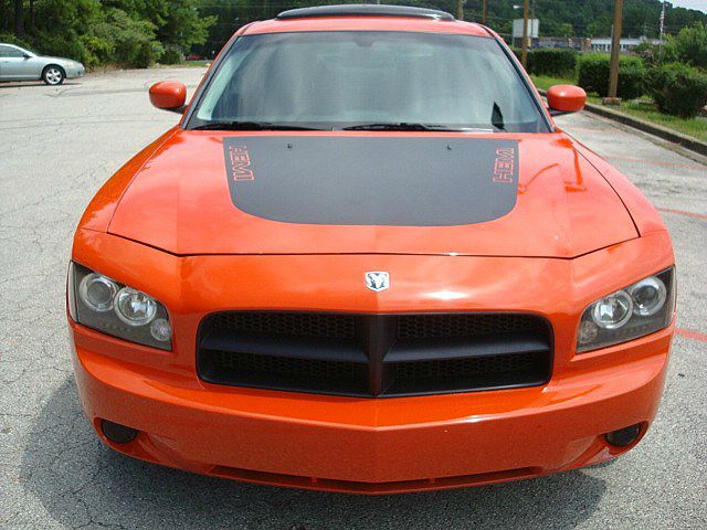 2008 Dodge Charger Deluxe Convertible