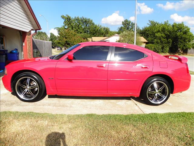 2008 Dodge Charger SLT 25