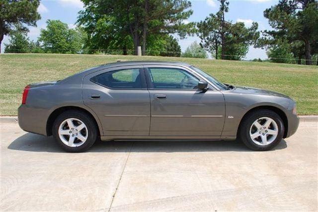 2009 Dodge Charger SLT Quad Cab Big Horn 4WD W/20s Sirius