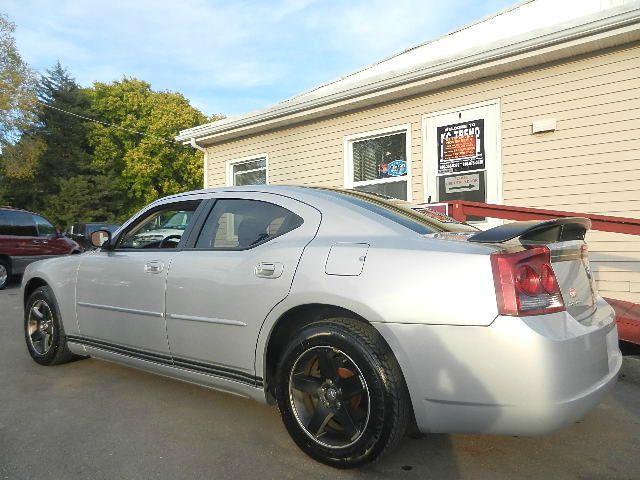 2009 Dodge Charger SE