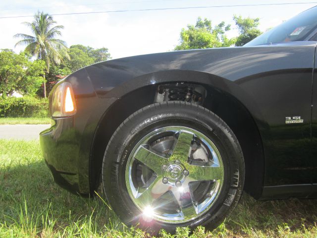 2009 Dodge Charger S