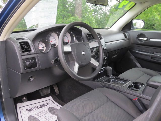 2009 Dodge Charger SE