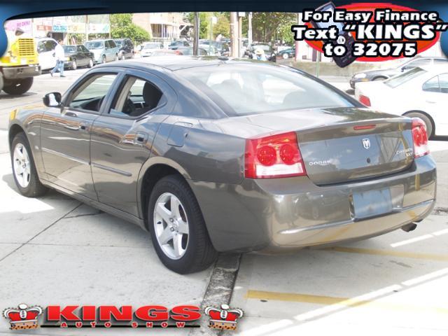 2010 Dodge Charger 8 Cyl