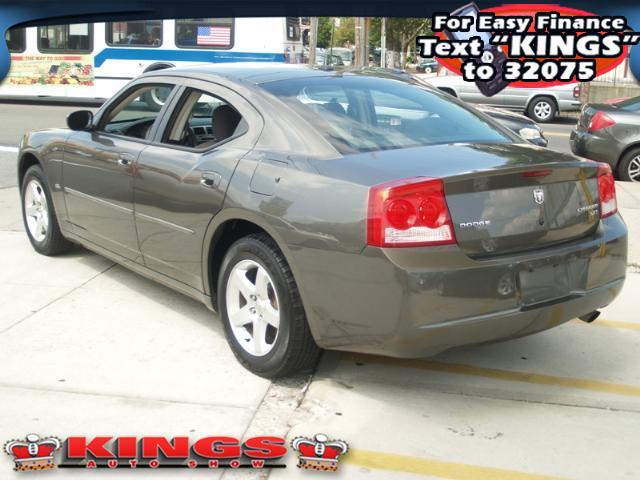 2010 Dodge Charger 8 Cyl