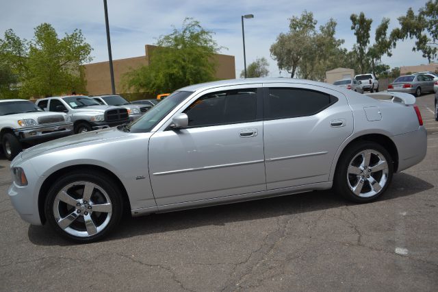 2010 Dodge Charger MOON Roofsunroofalloys Hatchback