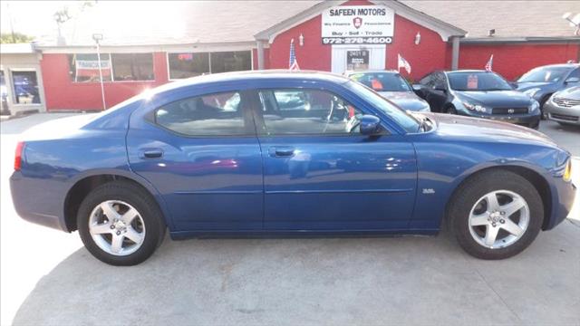 2010 Dodge Charger 8 Cyl