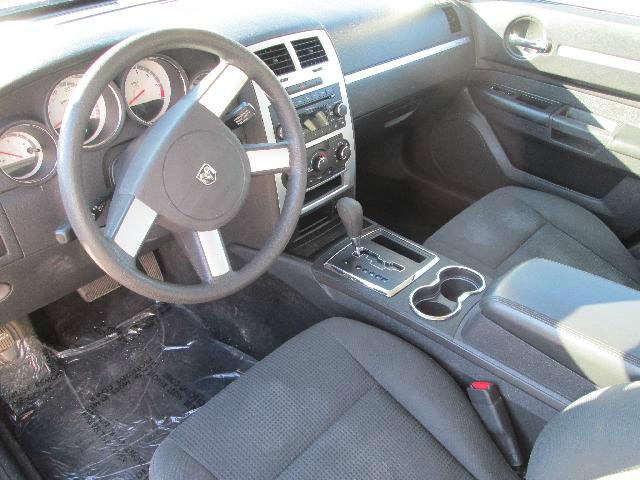 2010 Dodge Charger Base