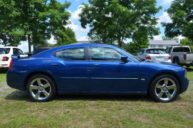 2010 Dodge Charger MOON Roofsunroofalloys Hatchback