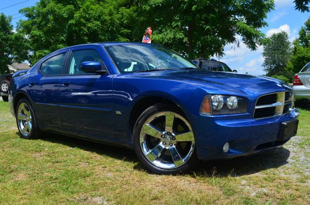 2010 Dodge Charger MOON Roofsunroofalloys Hatchback