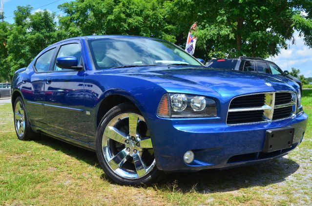 2010 Dodge Charger MOON Roofsunroofalloys Hatchback